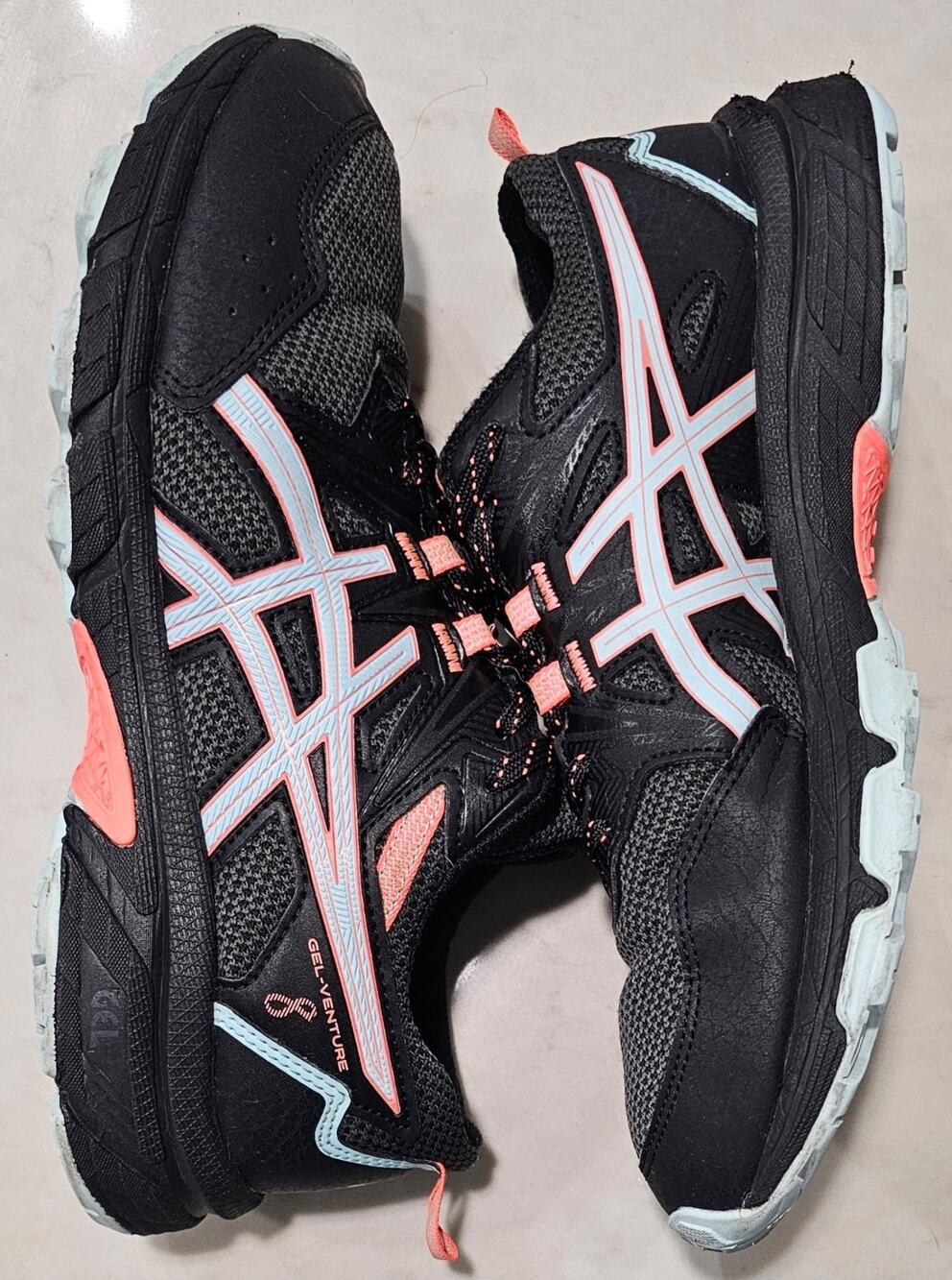 Asics Gel-Venture Womens Size 9 Black Coral Trail Running Shoes 1012A708